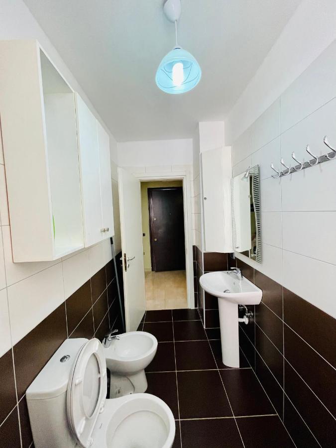 El Angel Apartment Shengjin Exterior photo